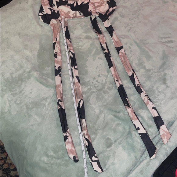 Beach Riot ๐๐ฏ Sydney Taupe Horses Shoulder Tie Swim Suit Size Small NWOT - Picture 12 of 14